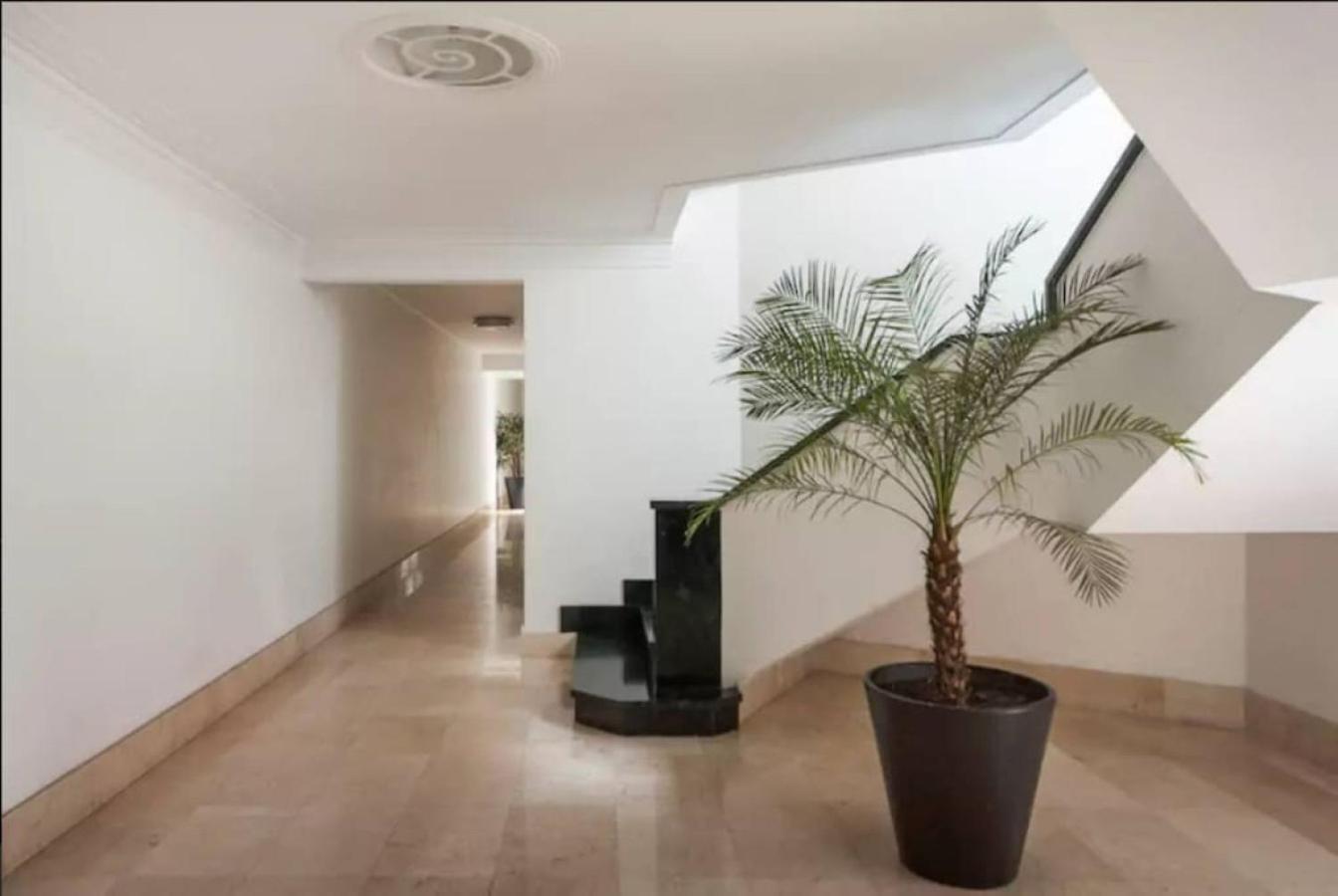 Condesa Residence 7 Stylish 2 Bedroom, 1 Bathroom Residence Accentuating Expansive Interiors Mexico By Eksteriør billede